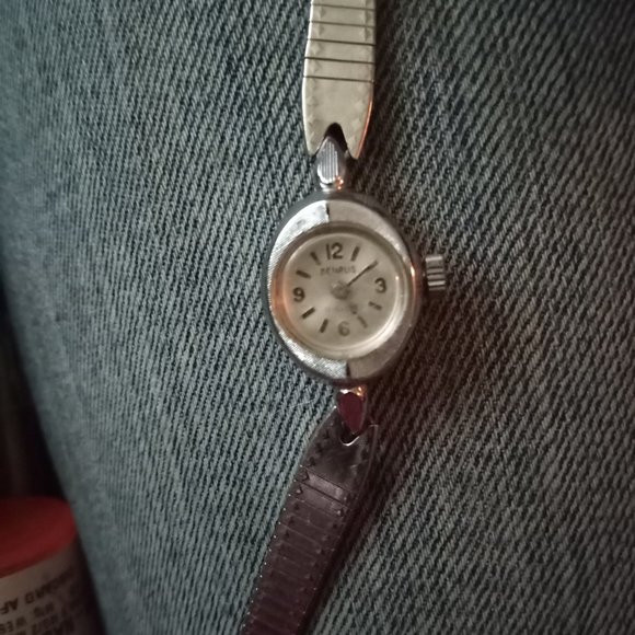 Benrus vintage ladies watch